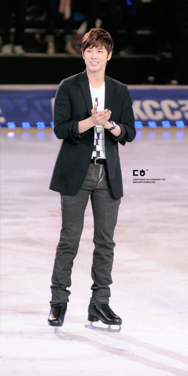 [Foto] Yunho – All That Skate Spring 2011 parte 1 y 2 21108