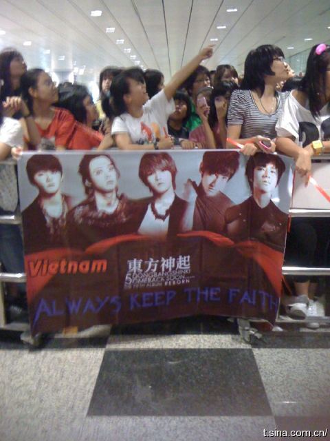 JYJ - Aeropuerto de Changi, Singapur  598