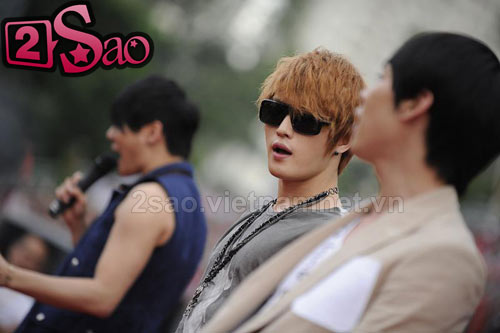 [FOTO] JYJ at Doosan Asian Dream Cup 2011 in Vietnam 6208