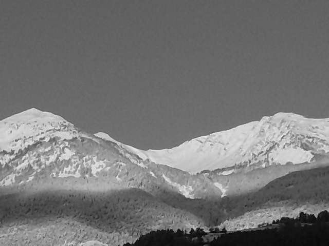Montagne en noir et blanc!! P0112010