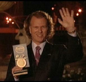 ANDRÉ RIEU - Dutch violinist & composer Andre-15