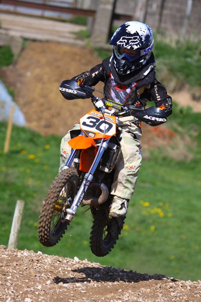 Portsmouth MX Club - West Kennett - Round 5 Summer Series - 10/04/2011  Wk_lou10