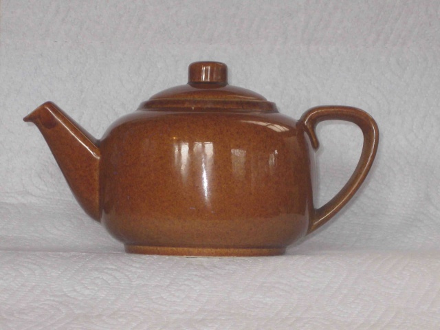 teapot - CROWN LYNN PIONEER RANGE TEAPOT 1616_t11