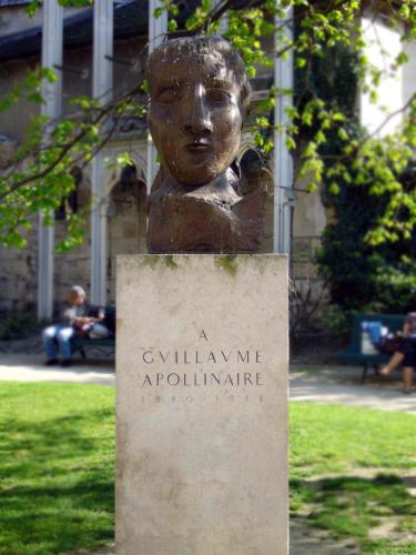 LE poète: Guillaume Apollinaire _1_a0740