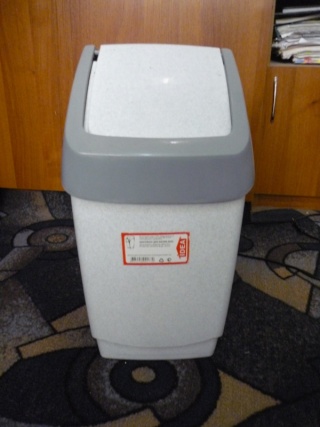 [WTS] Plastic Dustbin P1120912