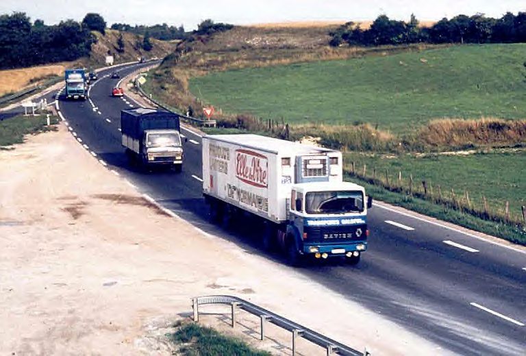 la route dans la fin des années 70 Pic23410