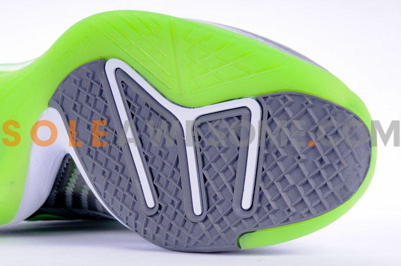 Pre-Release: Nike Lebron 8 PS Dunkman (441946-002) Nike_l14
