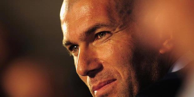 Zidane Kecewa terhadap Mourinho 00125710