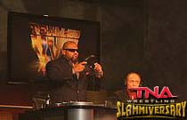 TNA Slammiversary - 12 Juin 2011 (Résultats) Tnataz10