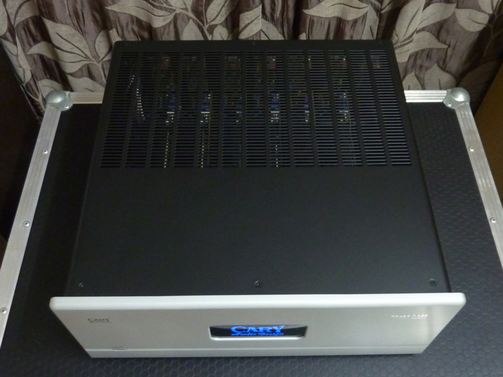 Cary Audio Model 7.125 Seven Channel Power Amplifier (Used) SOLD P1070142