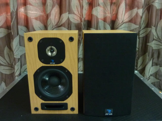 JM Lab (FOCAL) Tantal 505 Bookshelf Speakers (Used) SOLD P1070231