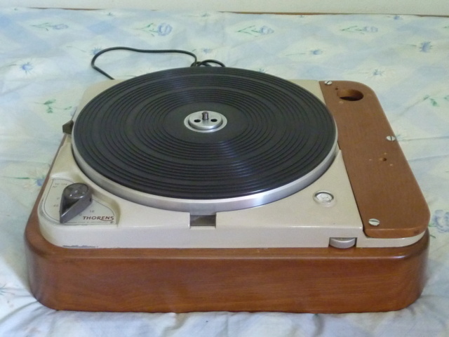 Ultimate Classic Thorens TD-124 Mk1 Turntable (Used) SOLD P1070310