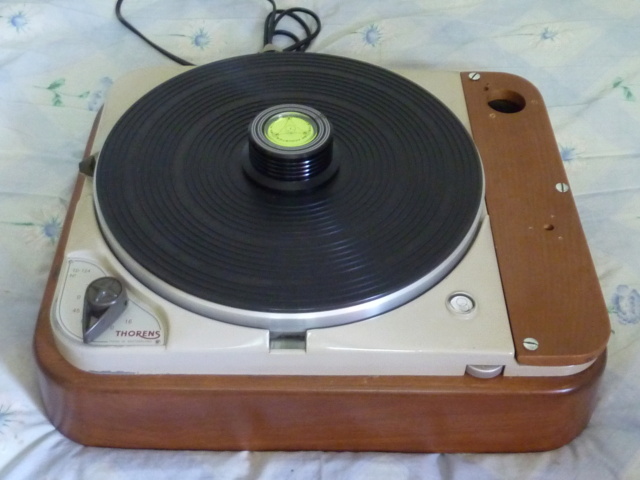 Ultimate Classic Thorens TD-124 Mk1 Turntable (Used) SOLD P1070311