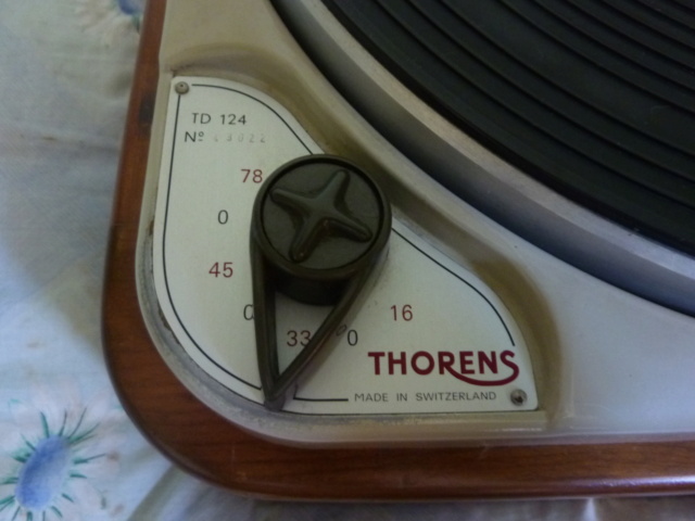 Ultimate Classic Thorens TD-124 Mk1 Turntable (Used) SOLD P1070312