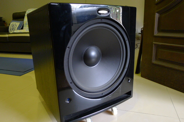 Velodyne CHT-15R 15-inch Active Subwoofer (Used) SOLD P1150233