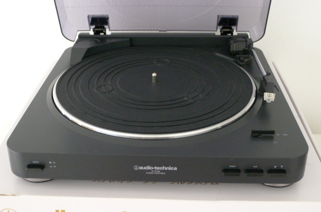 Audio-Technica AT-PL300 Turntable with Box (Used) SOLD
