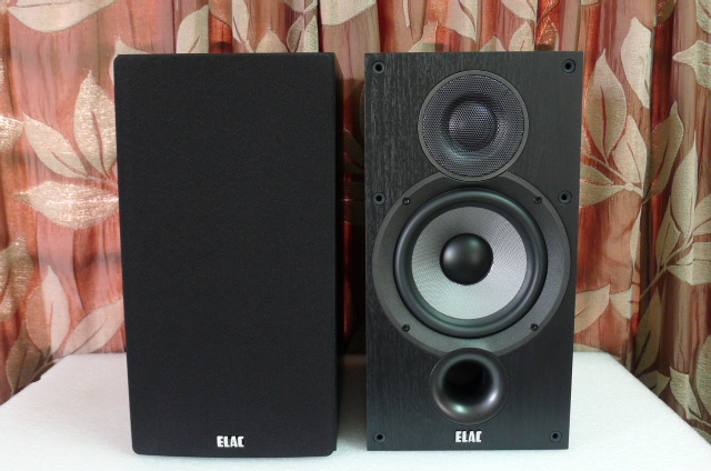 Elac Debut 2.0 Model B6.2 Bookshelf Loudspeakers (Used) SOLD P1160223
