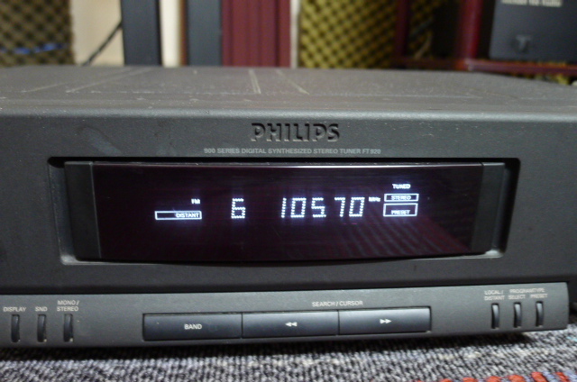 Philips AM/FM Stereo Tuner FT920 (used) SOLD P1160645