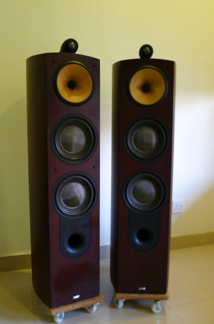 B&W Nautilus 803 Floorstanding Speakers (Used) SOLD P1160913
