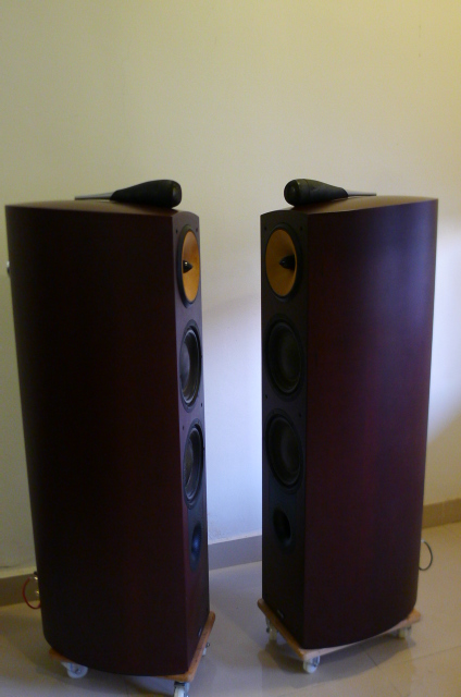 B&W Nautilus 803 Floorstanding Speakers (Used) SOLD P1160914