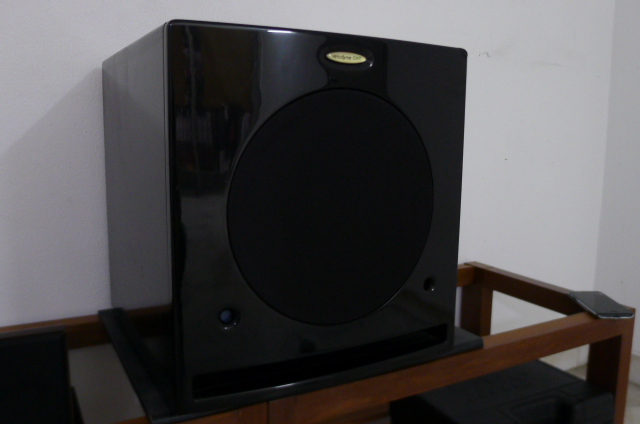 Velodyne CHT-10R 10 inch Active Subwoofer (Used) SOLD P1160916