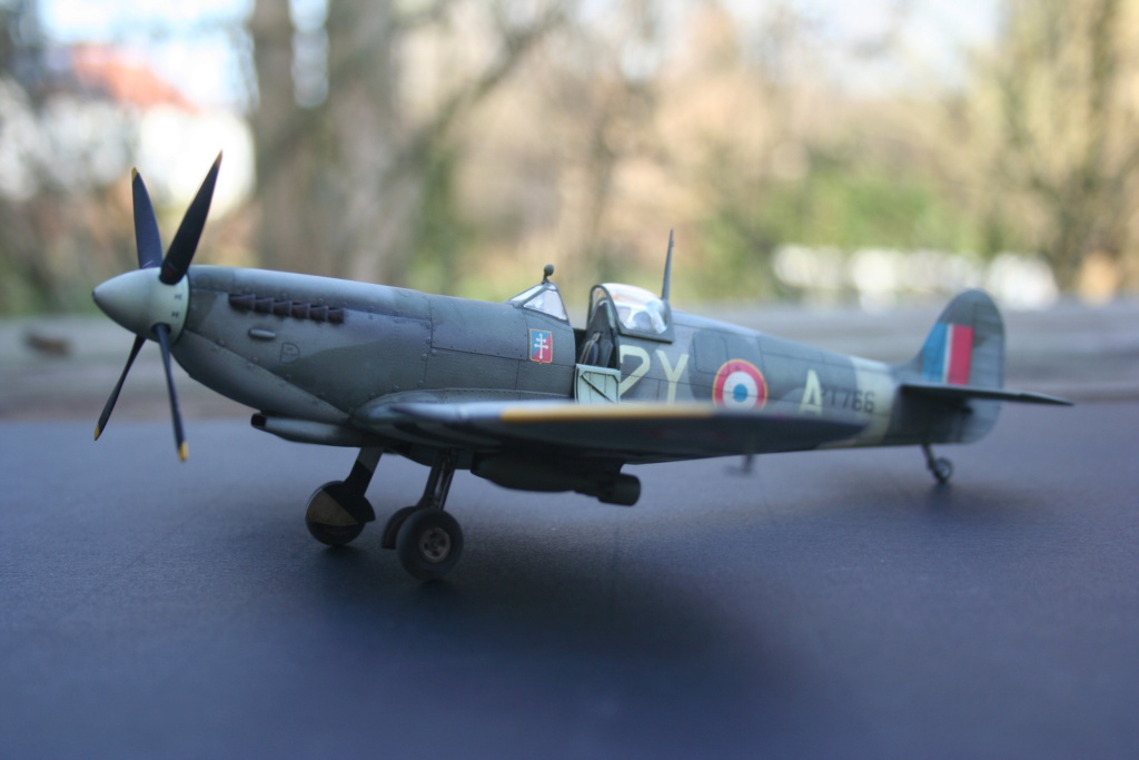 [Eduard] Supermarine Spitfire Mk IX  1/48 Img_0029