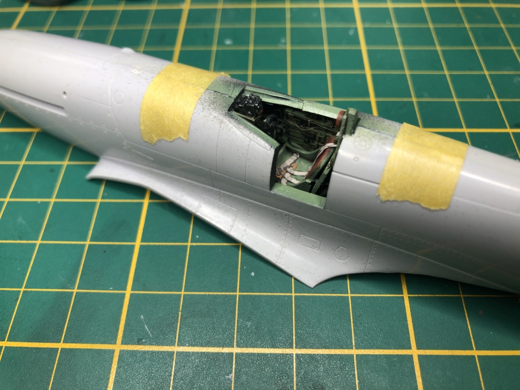 [GB OURSIN VORACE] Spitfire Mk22 Eduard 1/48 Kit N°1121 Img_2228