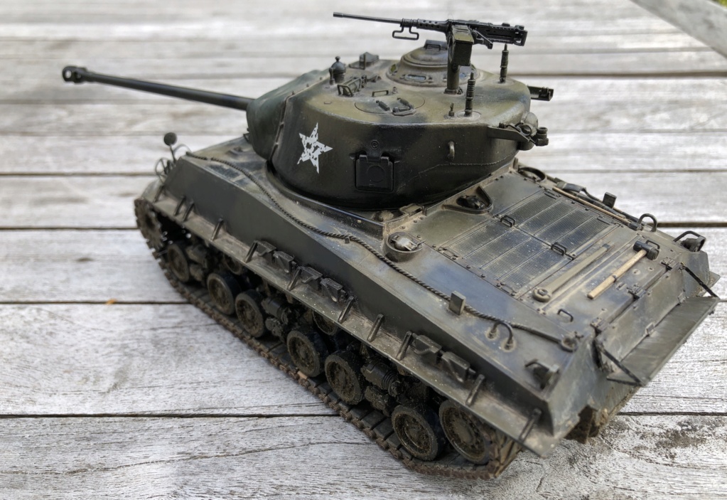 Sherman M4A3 "Easy Eight" 1/35 Ryefield Model (Sans intérieur) Terminé le 26/09/2020 Img_4310