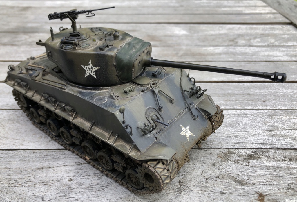 Sherman M4A3 "Easy Eight" Ryefield Models 1/35 Kit N° 5028 Img_9511