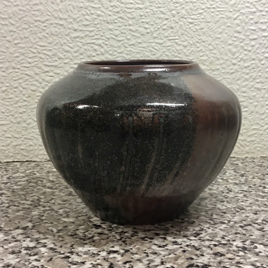 Brown and silver lustre stonware vessel WD  950c6f10