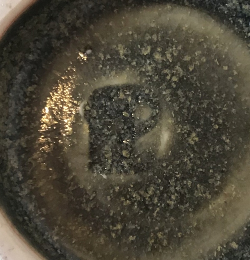 Tea-dust tenmoku bowl ?P mark or maybe pp? Or even dd F773b410