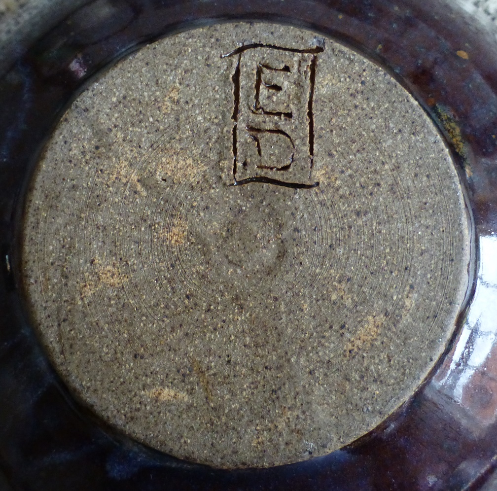 ED Bowl amazing glazed inside (another old pot) P1090925
