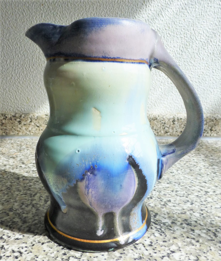 Upside down handle & shocking glazes William Levi Marshall P1110110