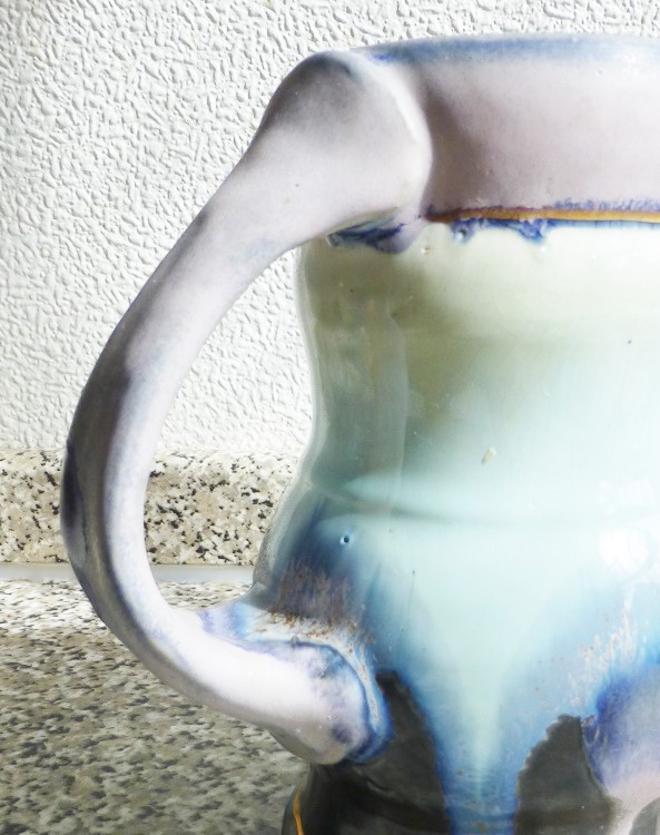  Upside down handle & shocking glazes   William Levi Marshall P1110112