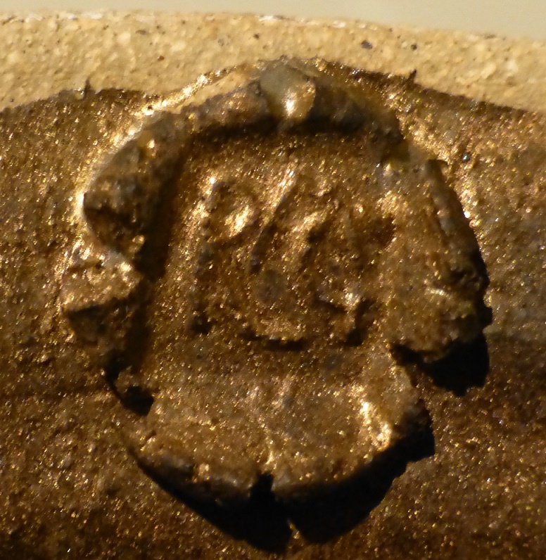 Speckled Pedestal bowl with Copper Lustre RMG mark?  P1130614