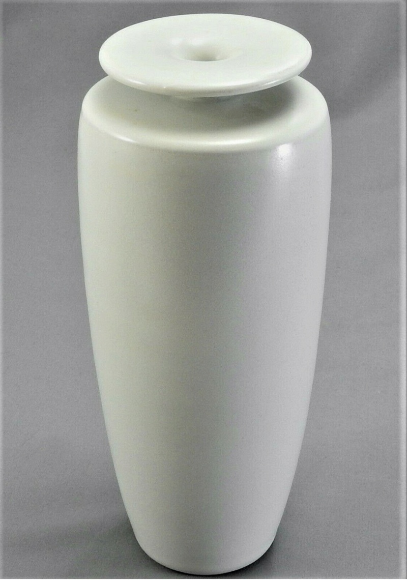 Contemporary Porcelain Vase, cross or FT mark - Tina Forrester?  Pocela12