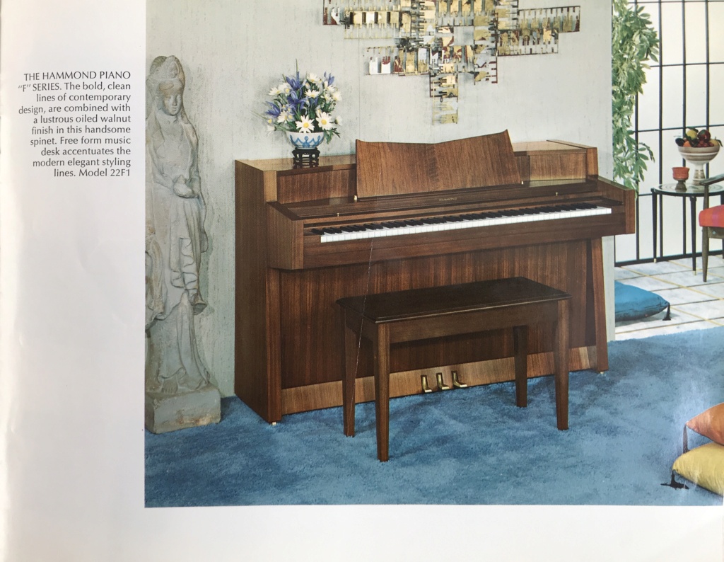 Hammond Pianos Dac00010