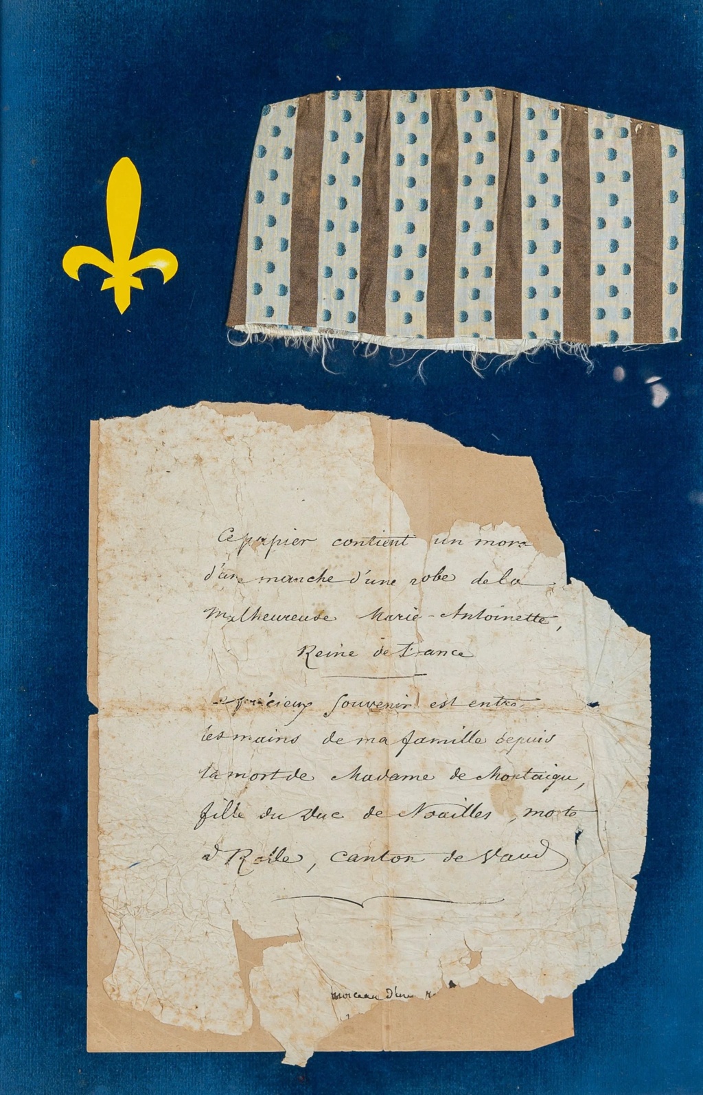 Reliques de Marie Antoinette - Page 9 Tzolzo20