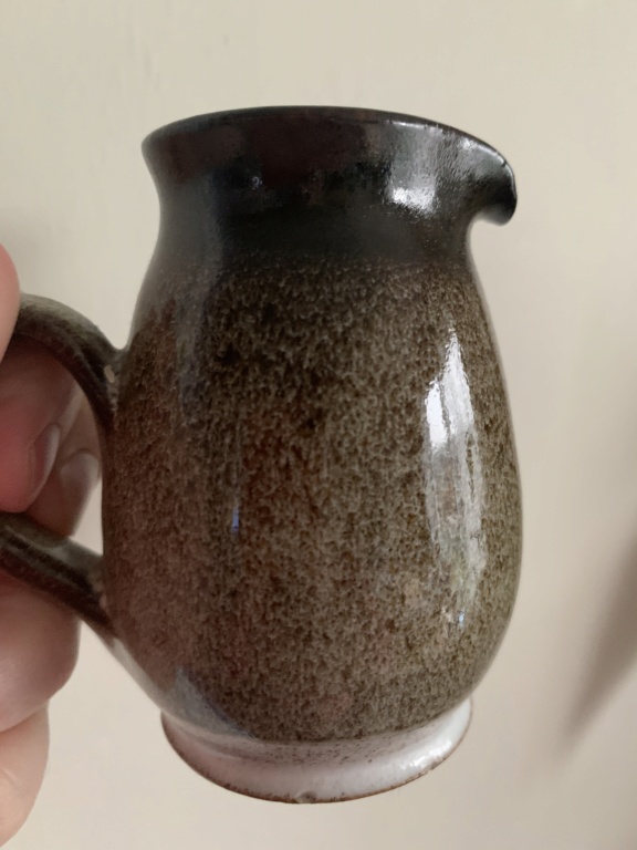 Small glazed jug MP or HP mark?  19312910