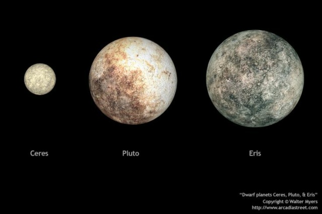 Imposteur Pluton A826da10