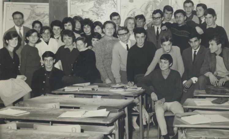 LYCÉE PAUL VALERY A MEKNES 63-6410