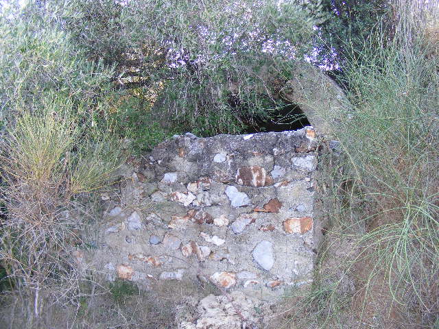 Bunker commandement d'aérodrome : Perpignan Rivesaltes (66) Rivesa20
