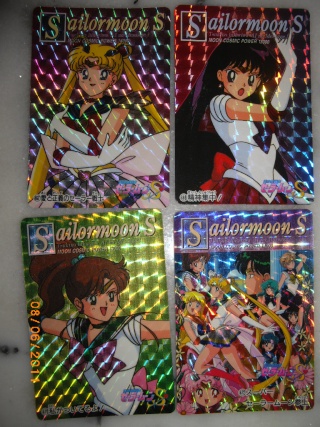 Ma collection Sailor Moon - Pin's/Cartes/Goodies 21/04/2012 - Page 2 Imgp9117