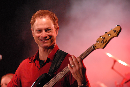 Gary Sinise - Page 9 50214510