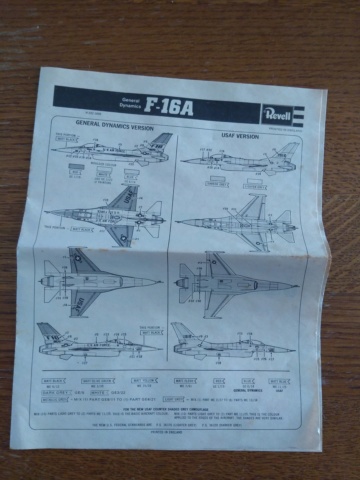 [revell] F16 prototype kit du fond des âges .. Img_2115
