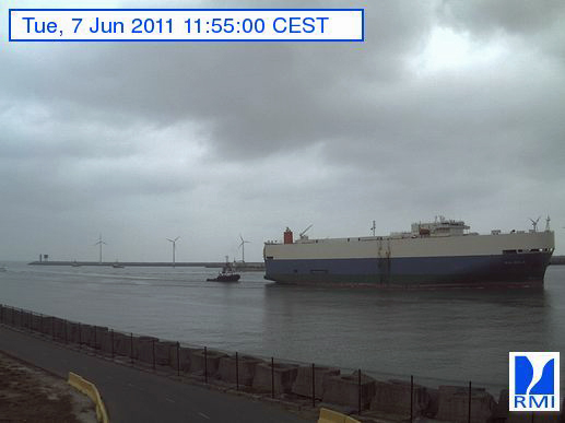 Photos en direct du port de Zeebrugge (webcam) - Page 35 Zeebru19
