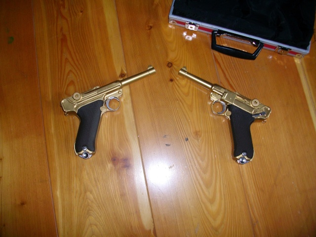 [CUSTOM] Resident Evil Luger P-08 Ashford Imgp3137