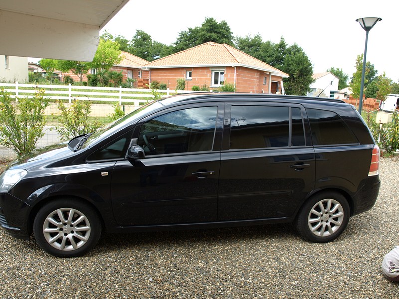 ZAFIRA B de Djet  P6131811