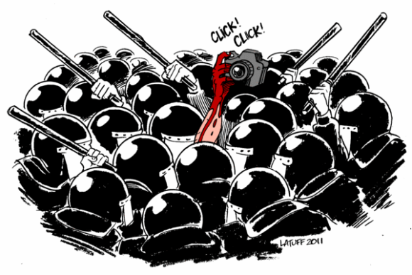 رسوم كاريكاتير حول الثورة المصرية Attack10