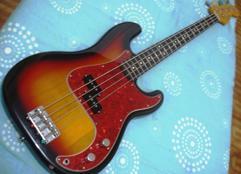VENDO: Fender Precision Bass Reed. 62 MIJ 311